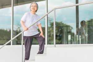 perbedaan chondromalacia patella dan patellofemoral pain syndrome